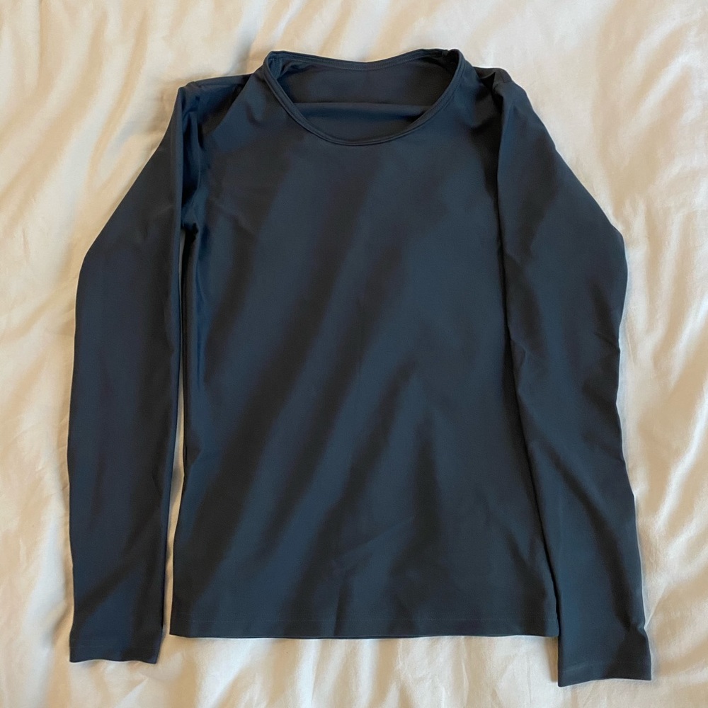 Yumiko Dance/Athletic Long Sleeve Shirt SMALL